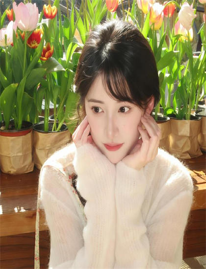 野花香在线观看高清在线观看_小小影视在线观看免费播放_成年轻人电影视频